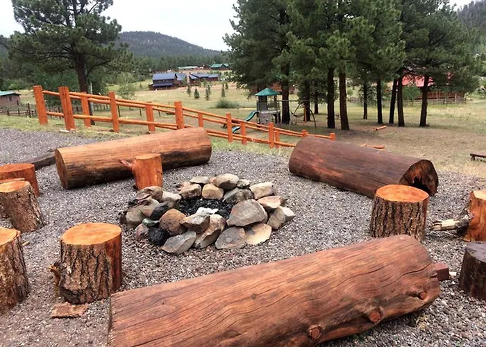 Charming On A Retreat Amid The White Mountains In Greer, Arizona